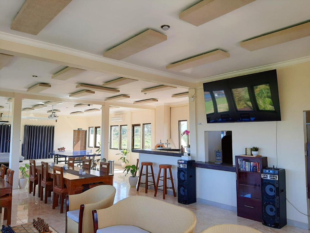 Medewi Manor Aparthotel Airsatang Kültér fotó